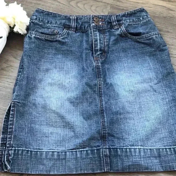 𝅺🌼4/$30🌼jacob  Connexion | Denim mini skirt 90’s - Picture 2 of 6